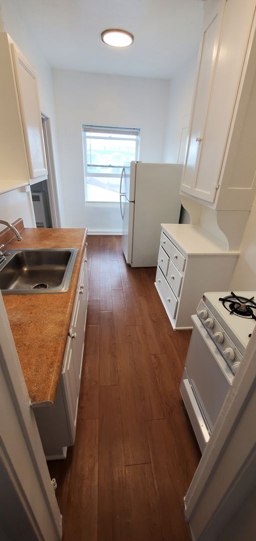 226-849 S. GRAMERCY DR