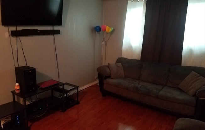 10 ANDRIA RD
