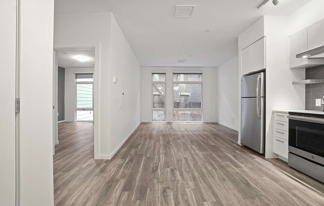 1 bed, 1 bath, 618 sqft, $3,500, Unit 211