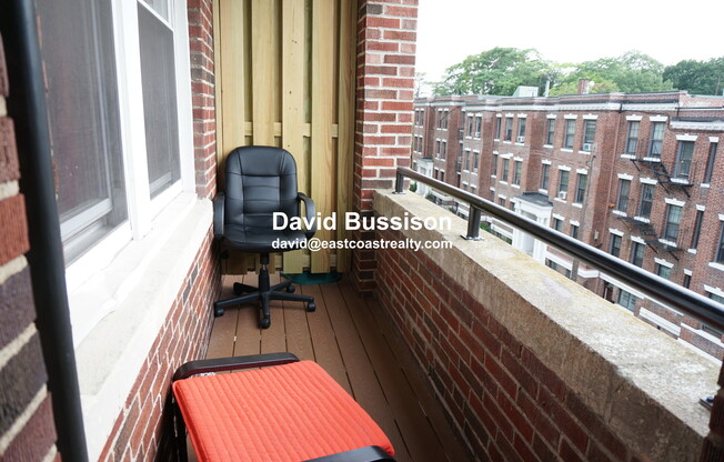 127 Sutherland Rd Apt L