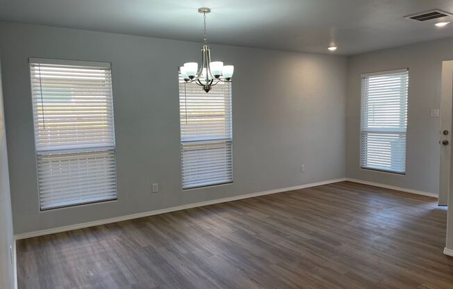 New 3/2/2 Duplex in Northwest Lubbock