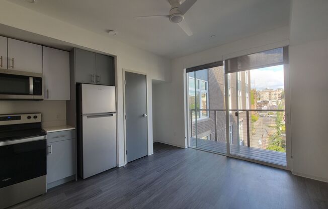 Studio, 1 bath, 263 sqft, $1,490, Unit 521