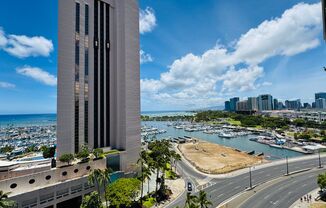 Gorgeous panoramic view in Waikiki!