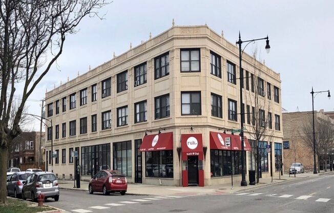 4425-31 N. Milwaukee & 5055-65 W. Agatite