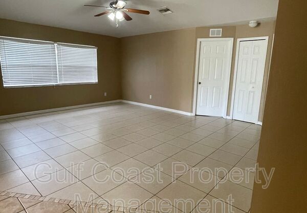 1090 JAGUAR BLVD