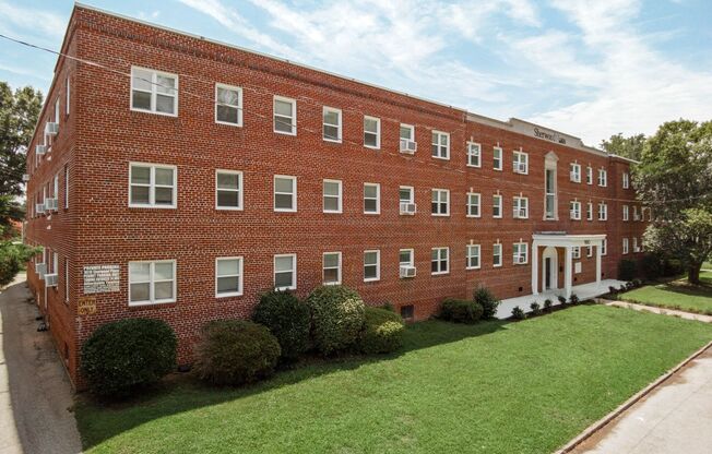 Studio, 1 bath, 450 sqft, $1,080, Unit 9610 Sherwood Place - Unit 7