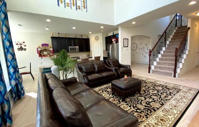 11521 SKYLOR AVE