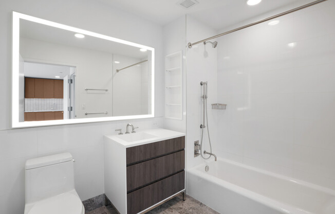 1 bed, 1 bath, $4,625, Unit 4814