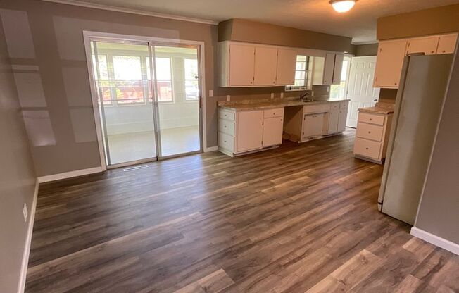 3 bedroom 2 bathroom house for rent