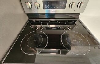 4255 W 5 ST
