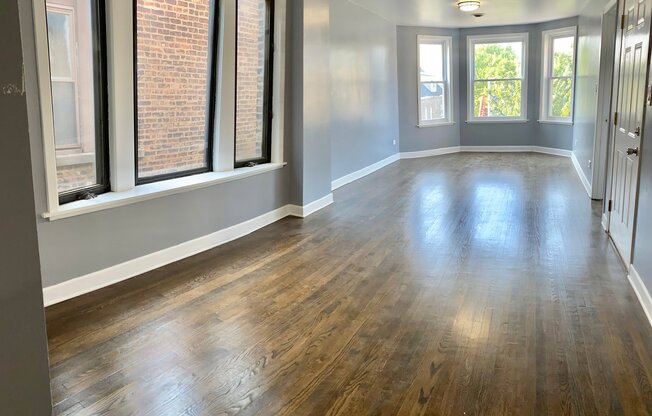 2513 W PERSHING RD