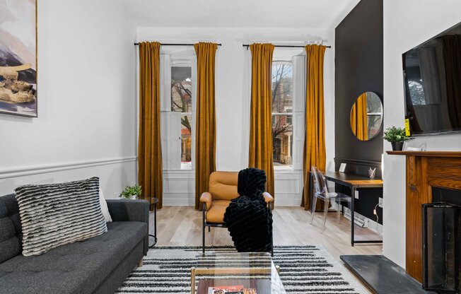 1306 LIVERPOOL ST