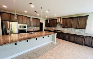 4 beds, 3.5 baths, $3,495