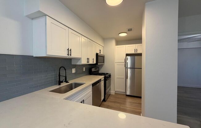 1 bed, 1 bath, $1,195, Unit MV C 8