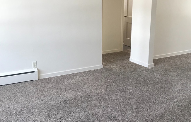 2 beds, 1 bath, 740 sqft, $775, Unit 1500-203