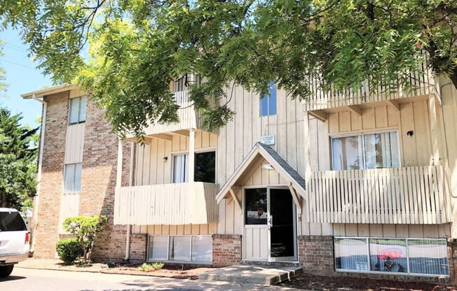 Chalet Apartments