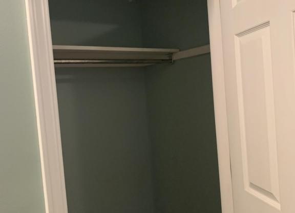 3 beds, 2 baths, 1,250 sqft, $1,500