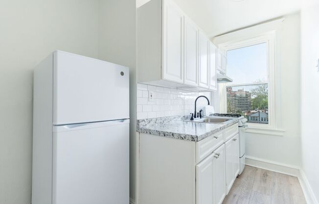 1 bed, 1 bath, 550 sqft, $1,375, Unit C6