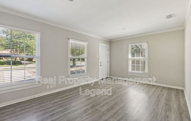 2422 Roanoke Avenue