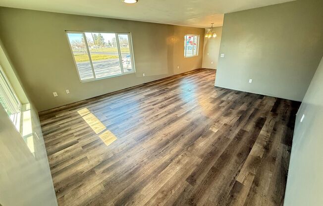 1401 S 4th Ave