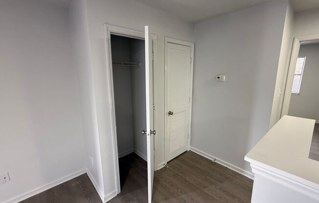 2 beds, 1 bath, 855 sqft, $999, Unit 3366-04