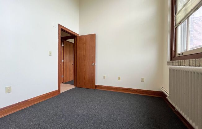 2 beds, 1 bath, 897 sqft, $1,495, Unit 317
