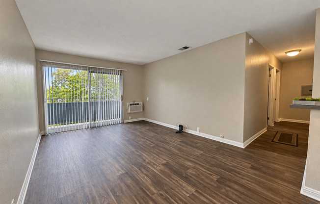 2 beds, 1 bath, 772 sqft, $2,595, Unit 47