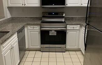 2 beds, 2 baths, 1,231 sqft, $2,700, Unit 213