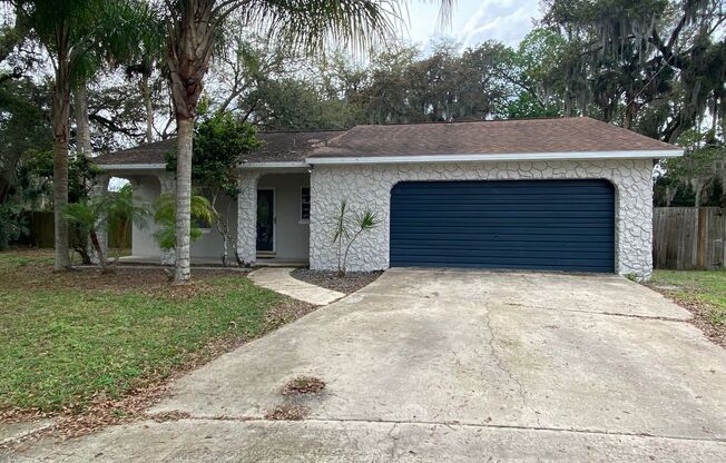 Adorable 2 Bedroom Home in Ormond Beach