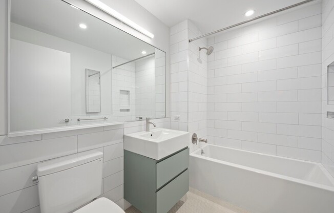 1 bed, 1 bath, $3,995, Unit 5C