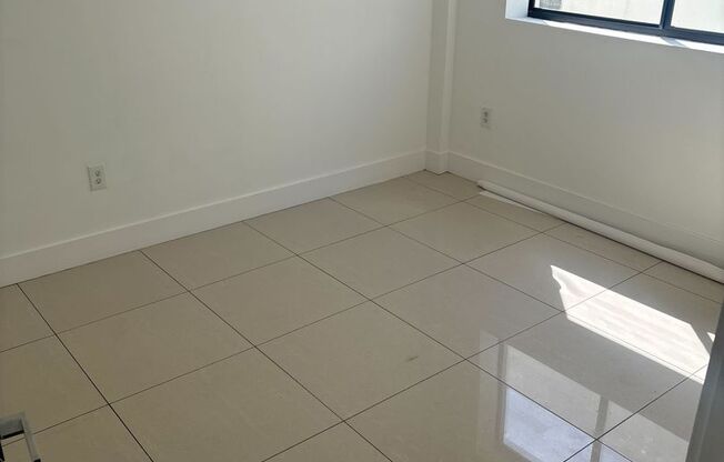 2 beds, 1 bath, 550 sqft, $1,895, Unit 821-301