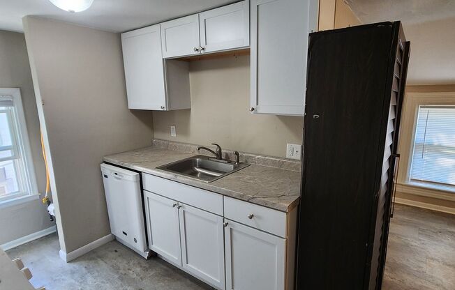 1 bed, 1 bath, $815, Unit 1206