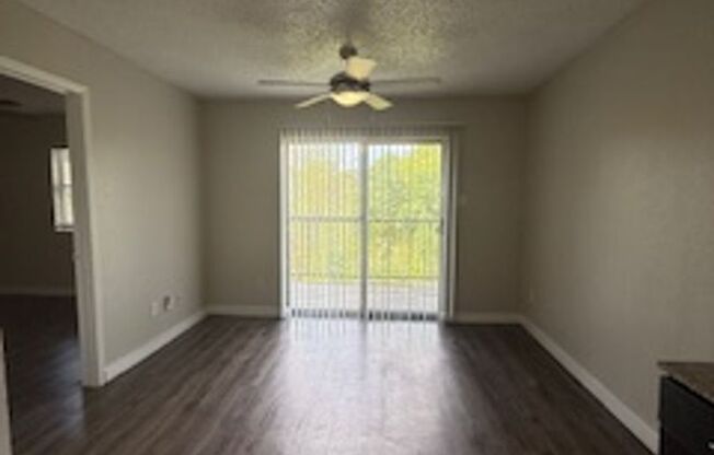 1 bed, 1 bath, 504 sqft, $955, Unit 228