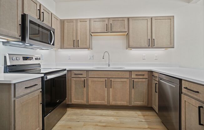 3 beds, 2.5 baths, 1,960 sqft, $2,600, Unit 116 Eiche Drive - Unit 2