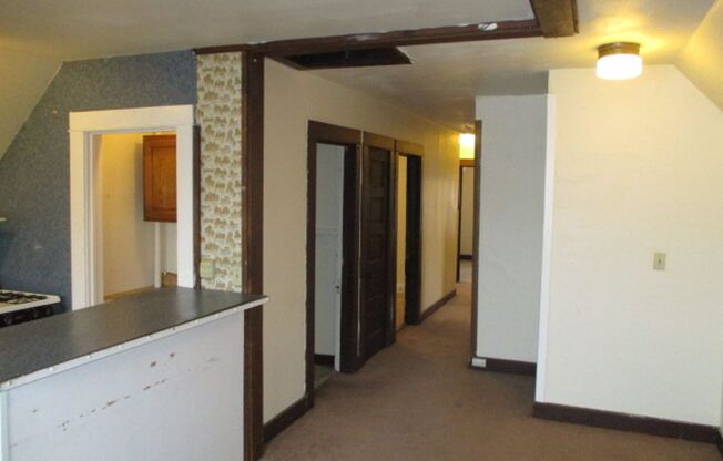 137 W. Gilman Street