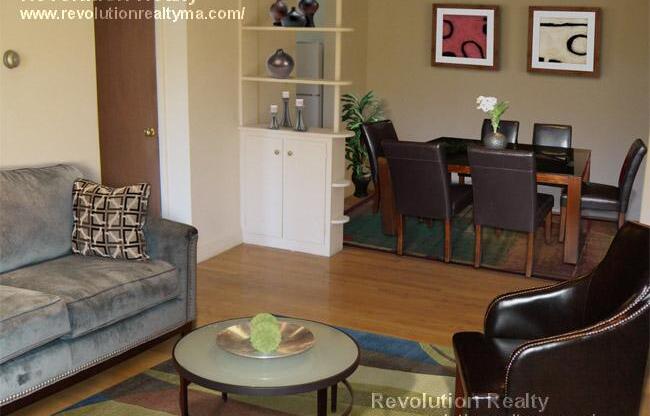 8 Brattle Dr.
