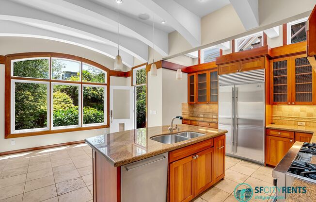 Lower Haight: Single Family Home with Yard & Garage