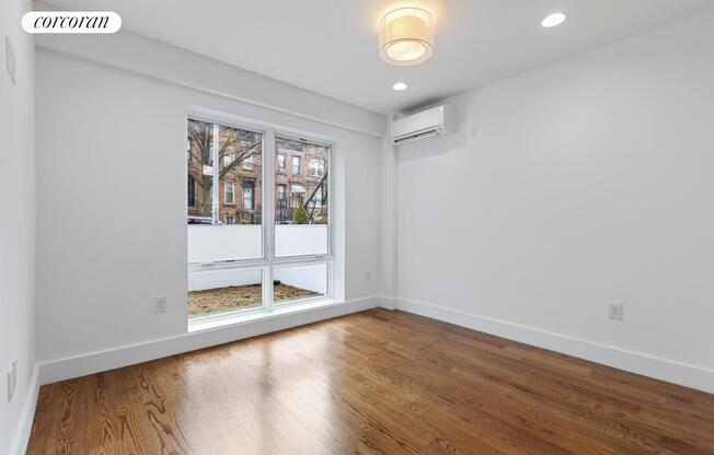 299 VAN BUREN ST