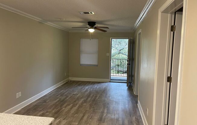 1 bed, 1 bath, 800 sqft, $1,690, Unit DL-Destin Apartments 208