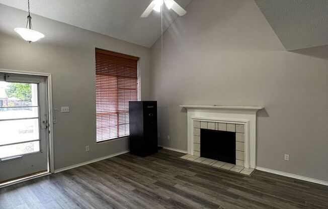 3721 FLINTWOOD TRL