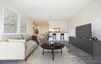1 bed, 1 bath, 650 sqft, $2,150, Unit B-B08