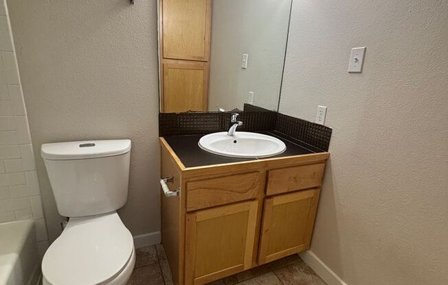 1 bed, 1 bath, 720 sqft, $1,229, Unit BOU-211
