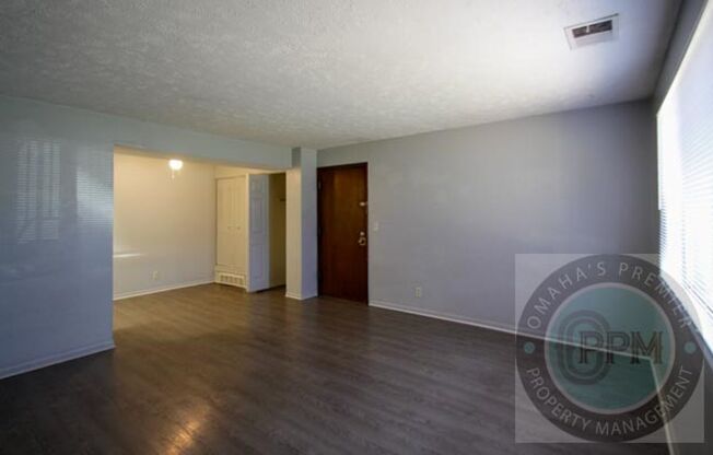 2 beds, 1 bath, 900 sqft, $845, Unit BG/13