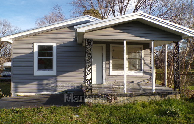 3716 44 AVE N
