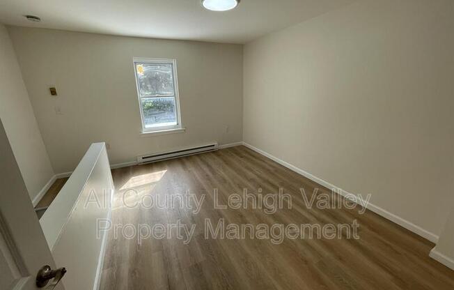 603 N 9 ST
