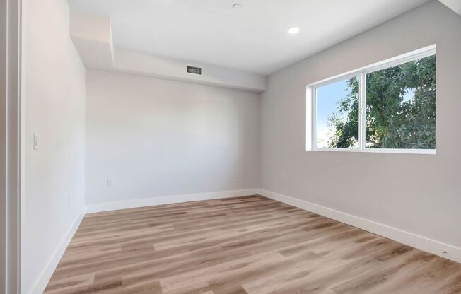 1 bed, 1 bath, 493 sqft, $2,228, Unit 204