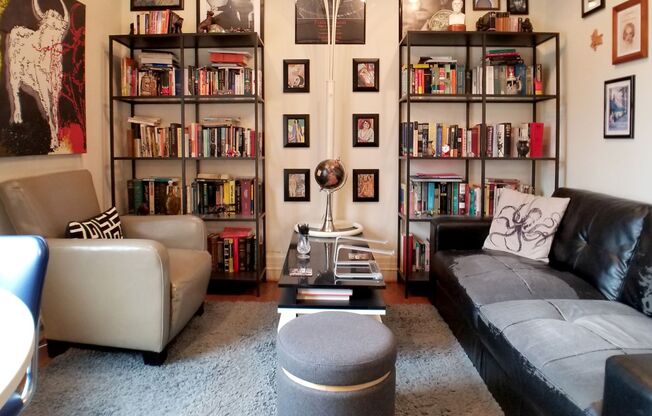 1 bed, 1 bath, 500 sqft, $975, Unit A25