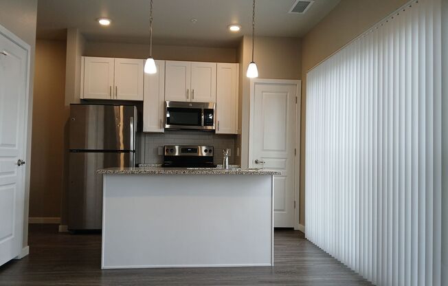 Studio, 1 bath, 495 sqft, $1,448, Unit Unit 109
