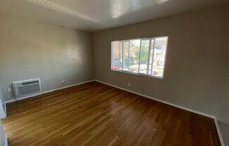 1 bed, 1 bath, 600 sqft, $1,495, Unit 734A MC