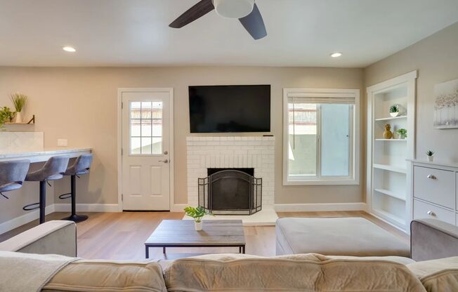 3901 W Compton Ave, Orange: Spacious 3 Bed 2 Bath House Near Disneyland!